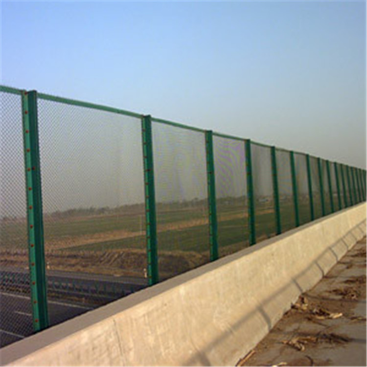 橋梁防拋網(wǎng)案例展示圖片3 橋梁防拋網(wǎng)案例展示圖片3