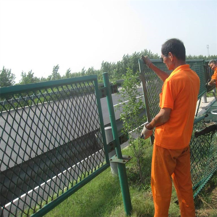 防眩網案例展示圖片4 防眩網案例展示圖片4